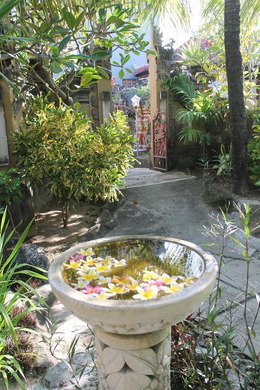 באלי Green Palm Homestay מראה חיצוני תמונה