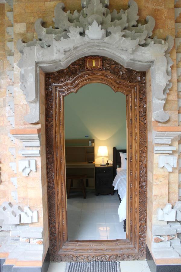 באלי Green Palm Homestay מראה חיצוני תמונה