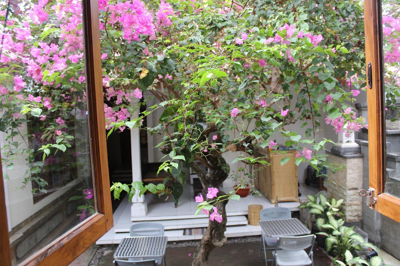 באלי Green Palm Homestay מראה חיצוני תמונה