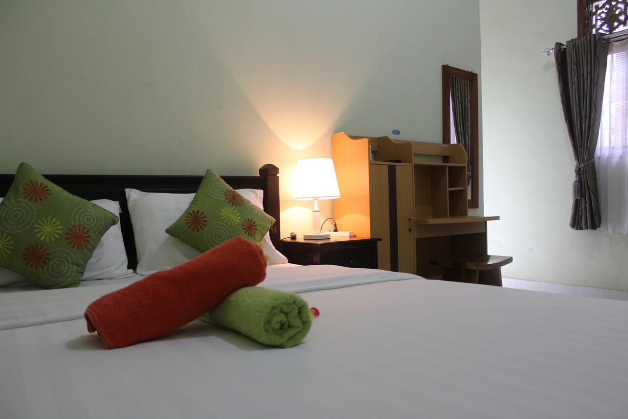 באלי Green Palm Homestay מראה חיצוני תמונה